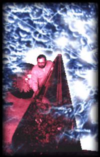 Yves PAZAT dans son atelier.